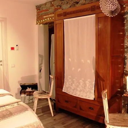 Le Dame Della Cortesella Bed & Breakfast Como