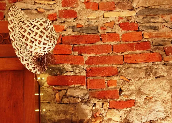 Le Dame Della Cortesella Como