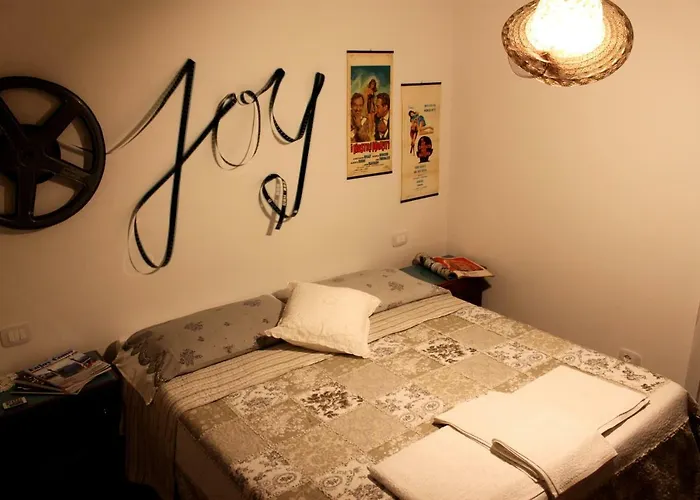 Bed & Breakfast Le Dame Della Cortesella Como