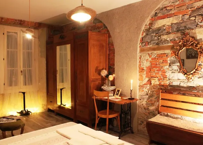 Le Dame Della Cortesella Como