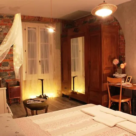 Le Dame Della Cortesella Bed & Breakfast Como