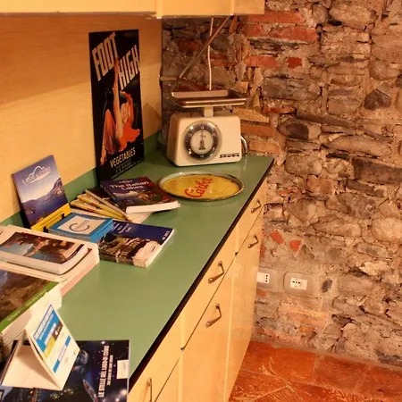 Le Dame Della Cortesella Bed & Breakfast Como