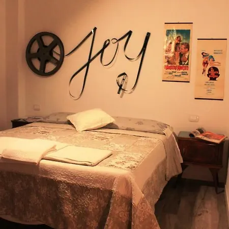 Bed & Breakfast Le Dame Della Cortesella Como