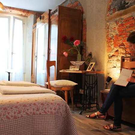 Le Dame Della Cortesella Bed & Breakfast Como