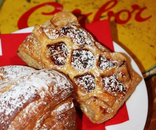 Frühstückspension Le Dame Della Cortesella Como