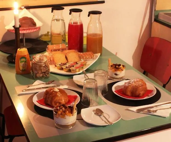 Le Dame Della Cortesella Bed & Breakfast Como