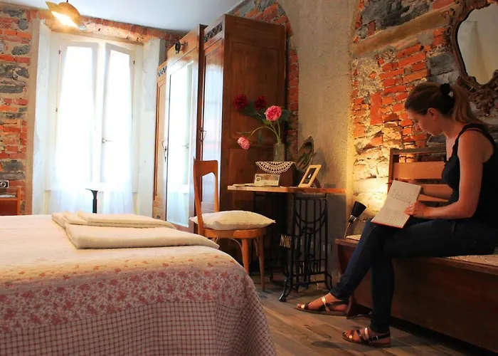Le Dame Della Cortesella Bed & Breakfast Como